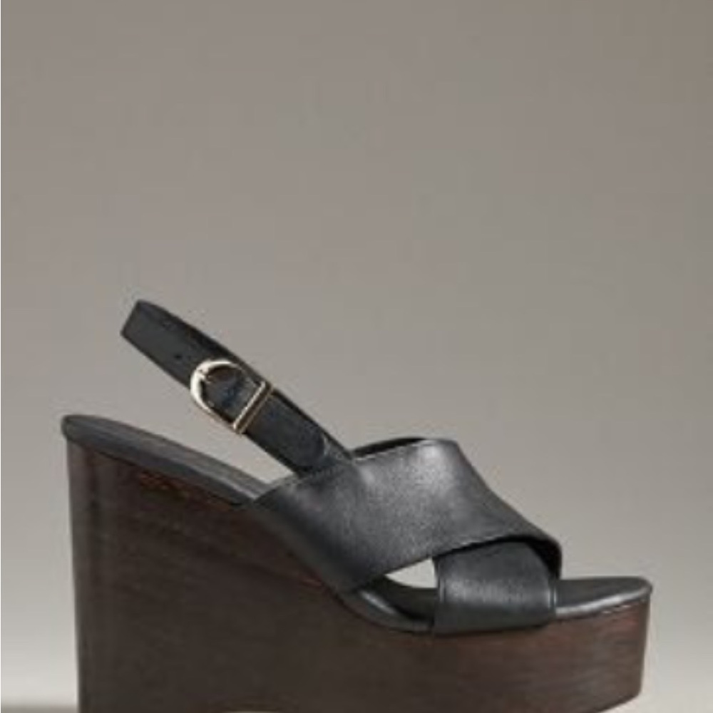 NWOT Matisse Box Wood Platform Sz. 9